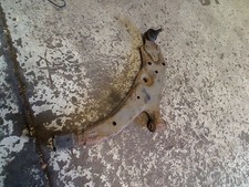 Triangle de suspension Toyota STARLET
