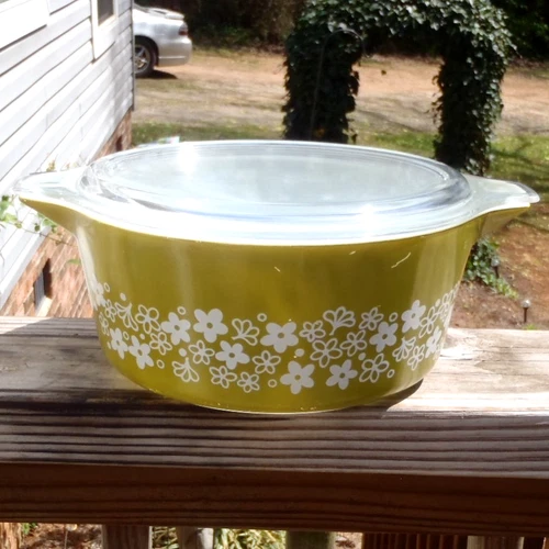 Vintage PYREX Spring Blossom Crazy Daisy Cinderella 2.5 QT CASSEROLE w/LID #475