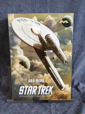 MOEBIUS MODELS Plastikmodell Kelvin 11000 U.S.S.KELVIN NCC-0514 gebraucht