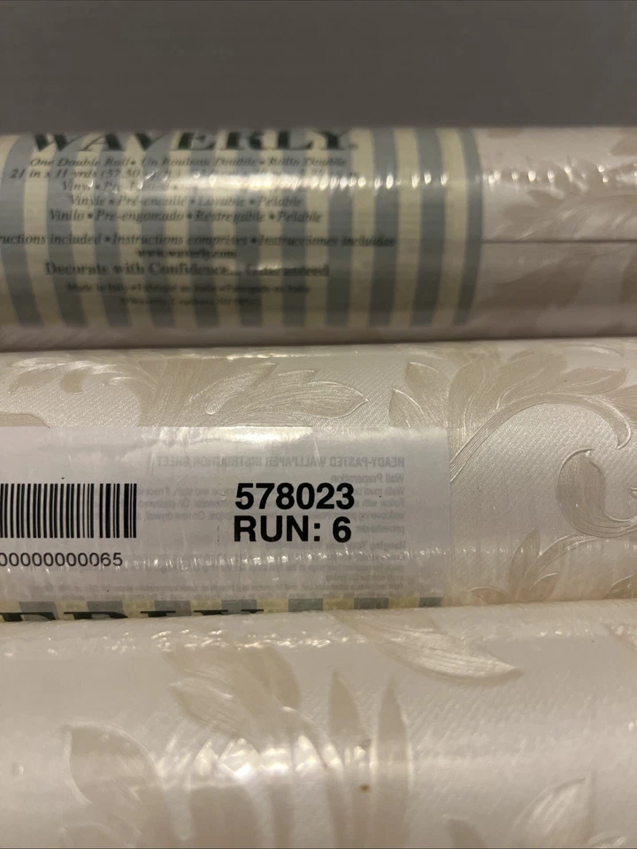TRES NUEVOS ROLLOS DE PAPEL TAPIZ Waverly vintage sellados blanco crema hoja de oro en relieve Foto 3 de 4