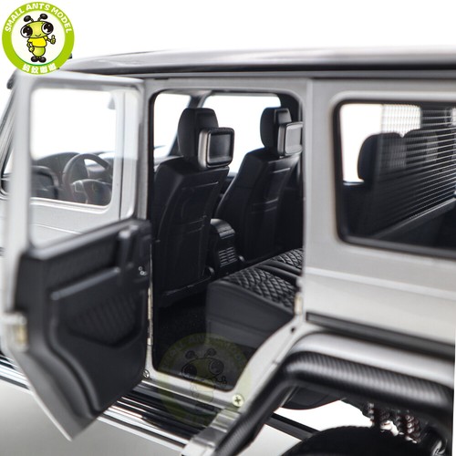 1/18 Mercedes-BENZ G500 4×4² G Class AUTOart 76318 Silver Model Car - Picture 13 of 18
