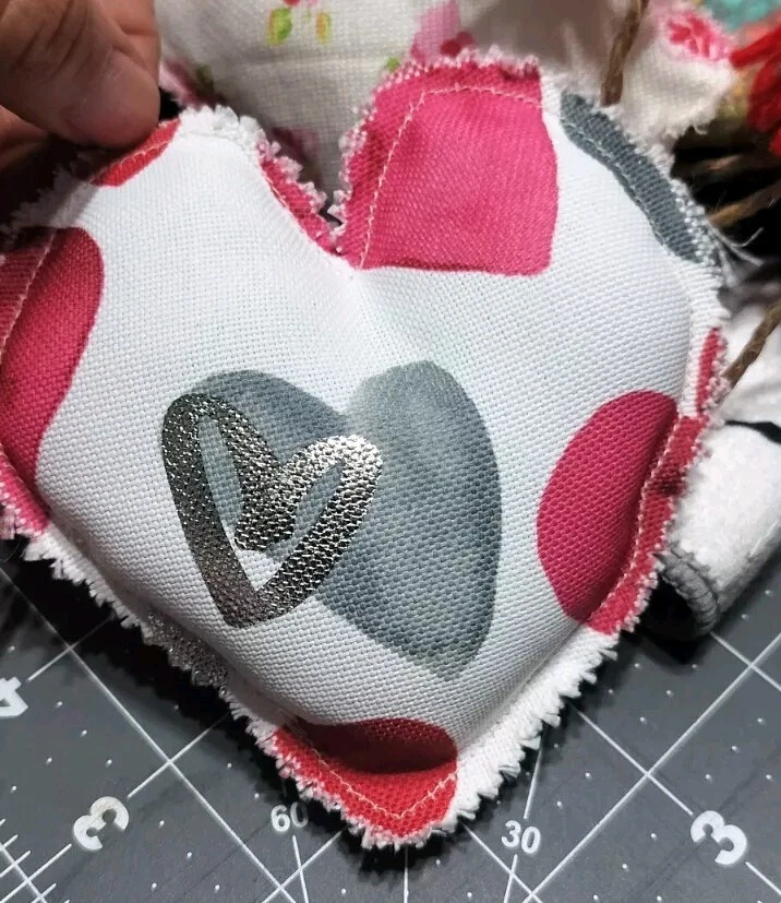 Heart Garland - Image 4 of 4