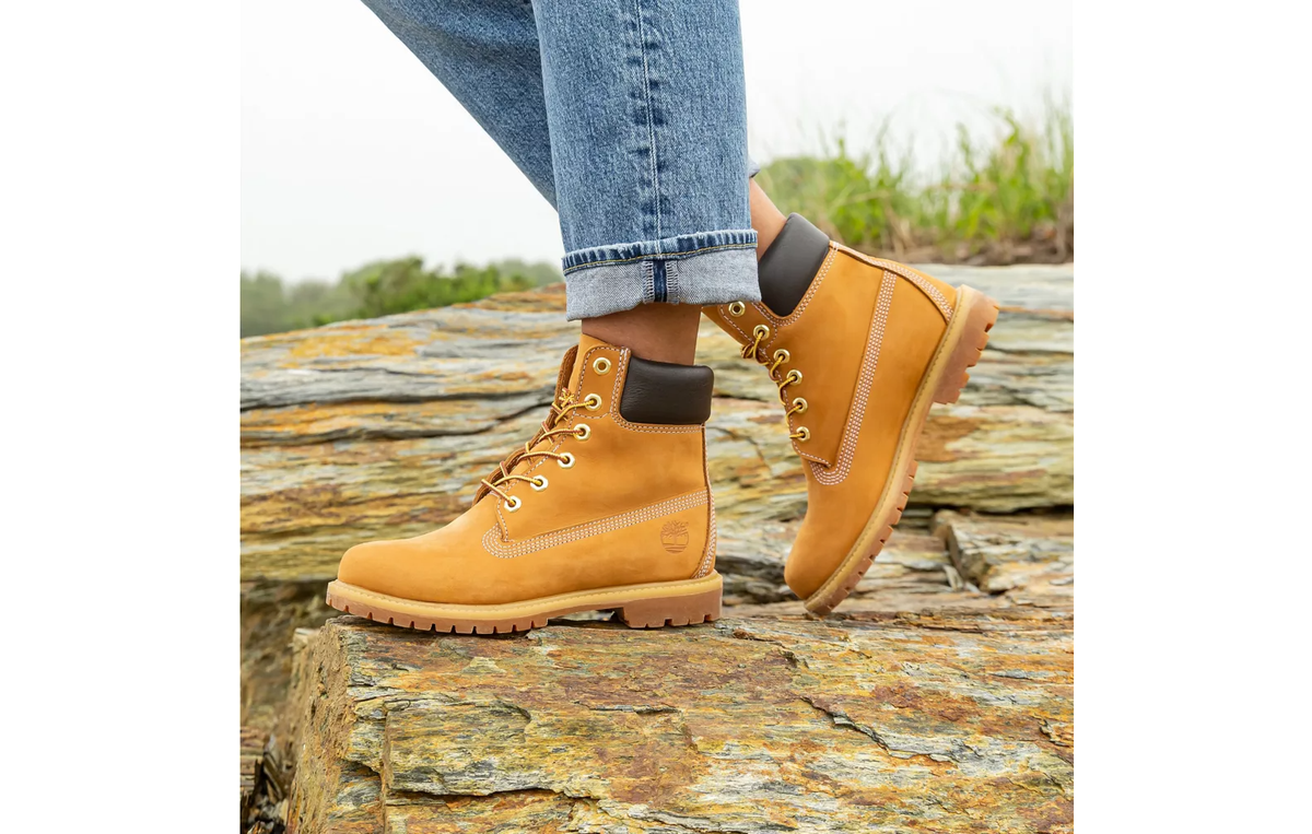 WOMEN'S 6-INCH PREMIUM LEATHER WATERPROOF BOOTS Timberland 8.5