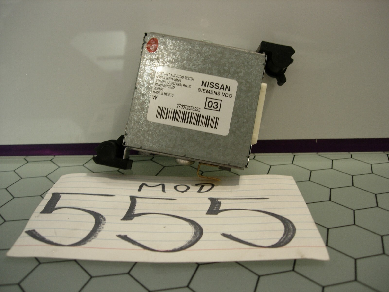 2007 2008 Infiniti G35 Auxiliary Audio System Control Module Computer #555-MOD