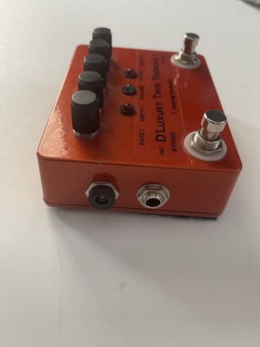 Pedal efecto guitarra T. Jauernig Electronics D’Luxury Twin Tremolo raro - Imagen 3 de 6