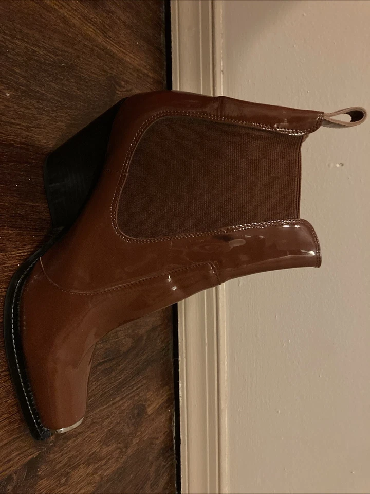 Bota Chelsea Jeffrey Campbell Free People vermelha marrom patenteada biqueira prata tamanho 6.5 - Imagem 2 de 3