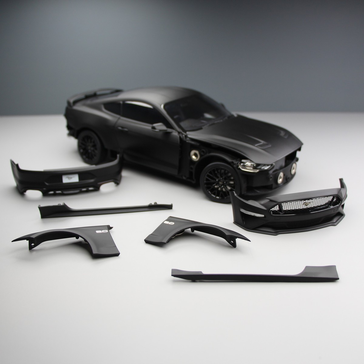 Diecast Master DM 1:18 2019 Ford Mustang parts detachable alloy