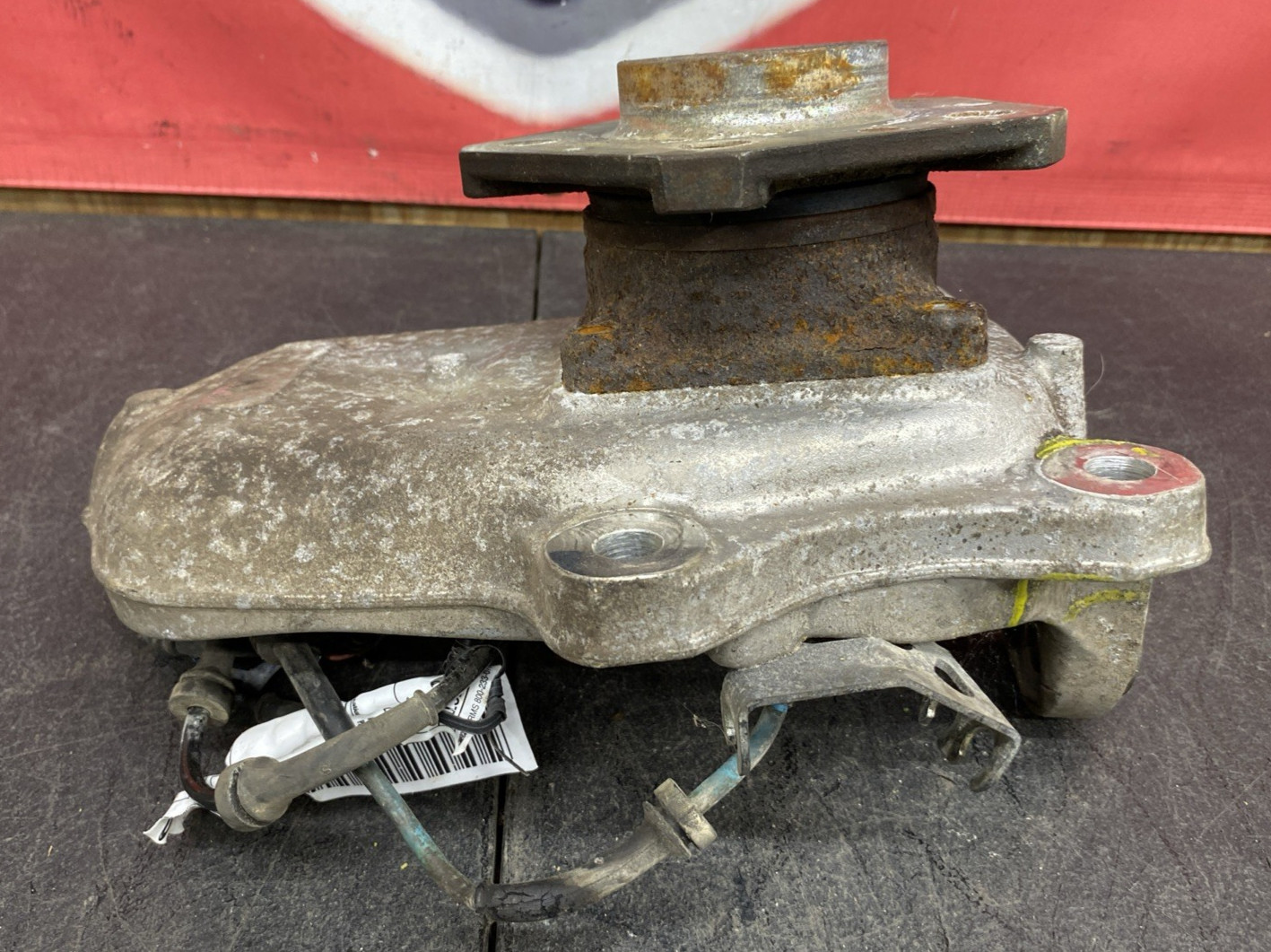 Maserati Quattroporte 2015 Front Left Steering knuckle P/N 28822505
