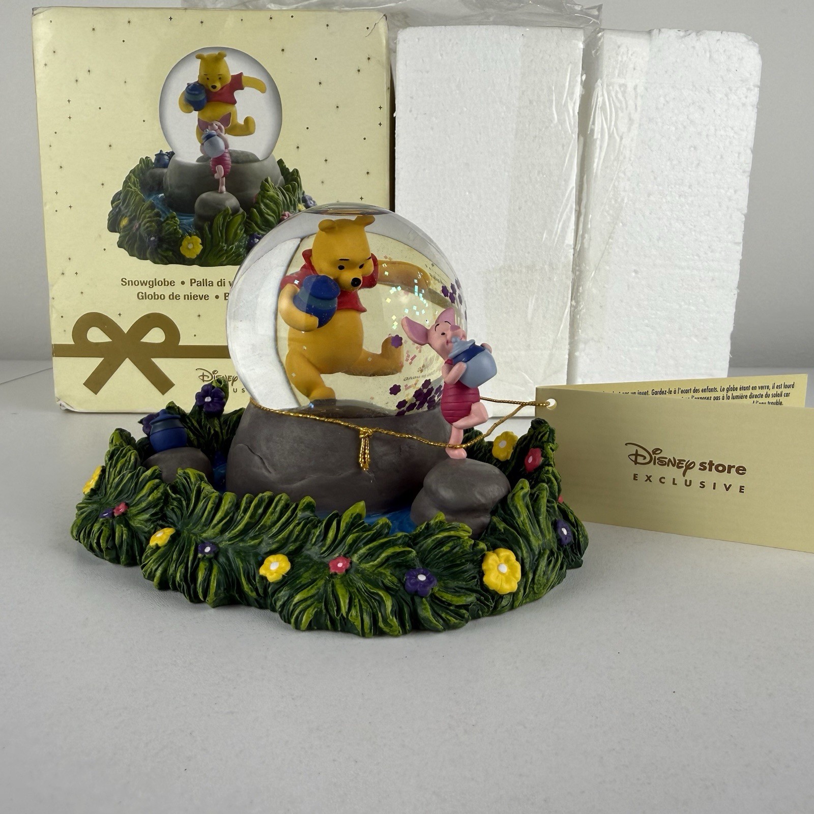 Disney Store Exclusive Snowglobe Winnie The Pooh Piglet 5”x3” Rare