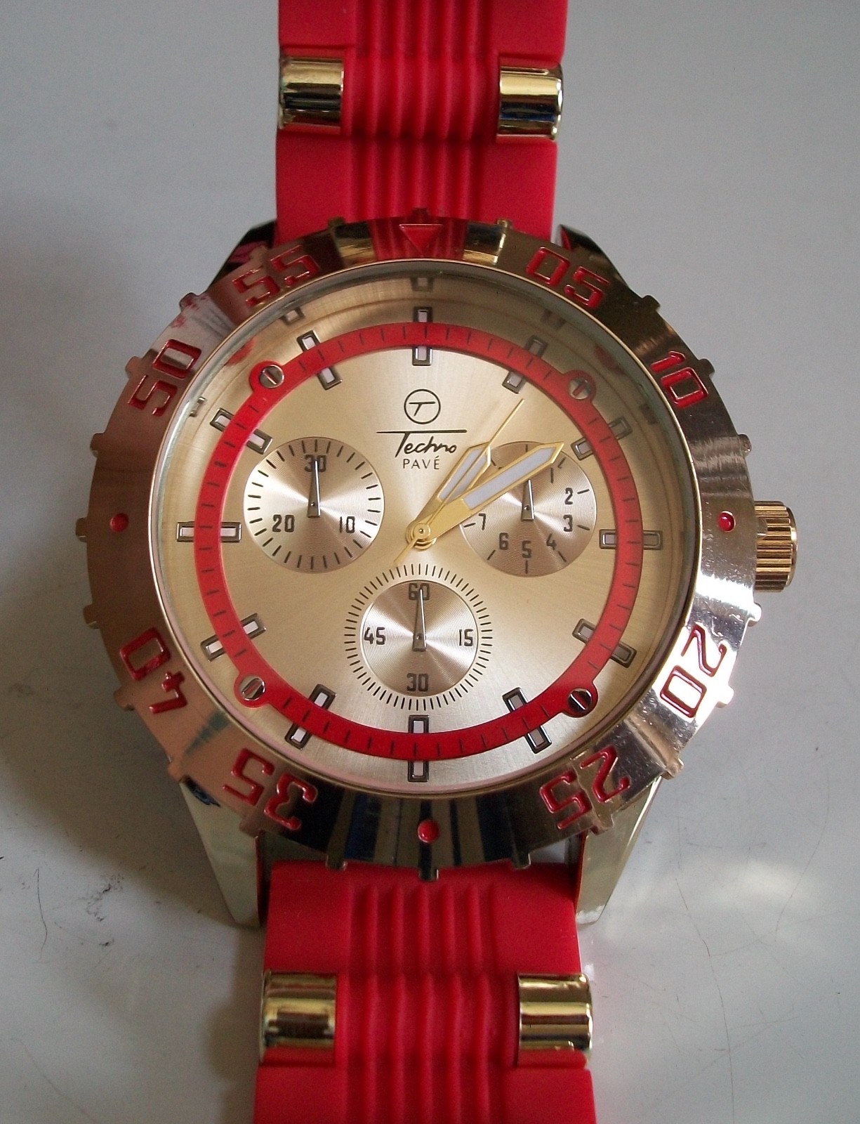 Men's Gold Finish Techno Pave Red Silicon Band Fashion Casual Hip Hop Watch