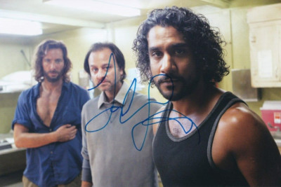 FISHER STEVENS signed Autogramm 20x30cm LOST in Person autograph COA