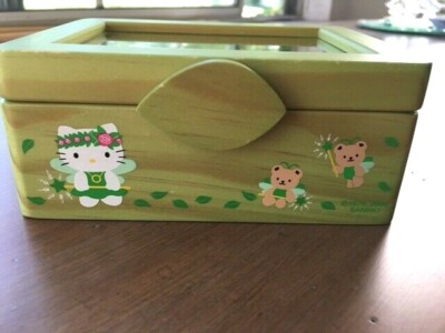 Auth Vintage Hello Kitty Sanrio 2000 Rare Wooden Jewelry Box