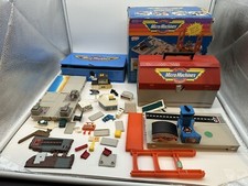 VTG MicroMachines Super City Toolbx Playset Galoob 1989 Incomplete No Cars Extra