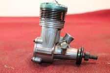 K&B GREEN HEAD TORPEDO .35 CONTROL LINE MODEL AIRPLANE ENGINE 35
