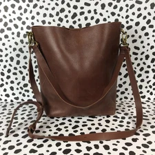 MADEWELL NEW 100% Leather Transport Bucket Bag Soft Mahogany NM952