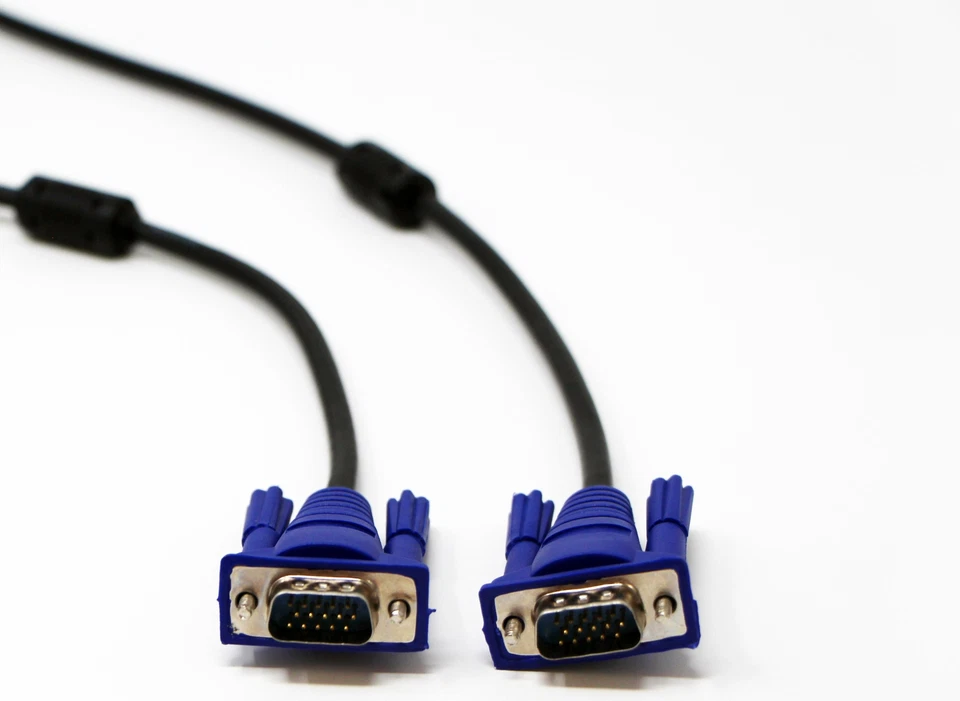VGA Cable 100ft - Computer / Monitor / Projector / PC / TV Cord 15 PIN, 100 Feet - Image 4 of 4