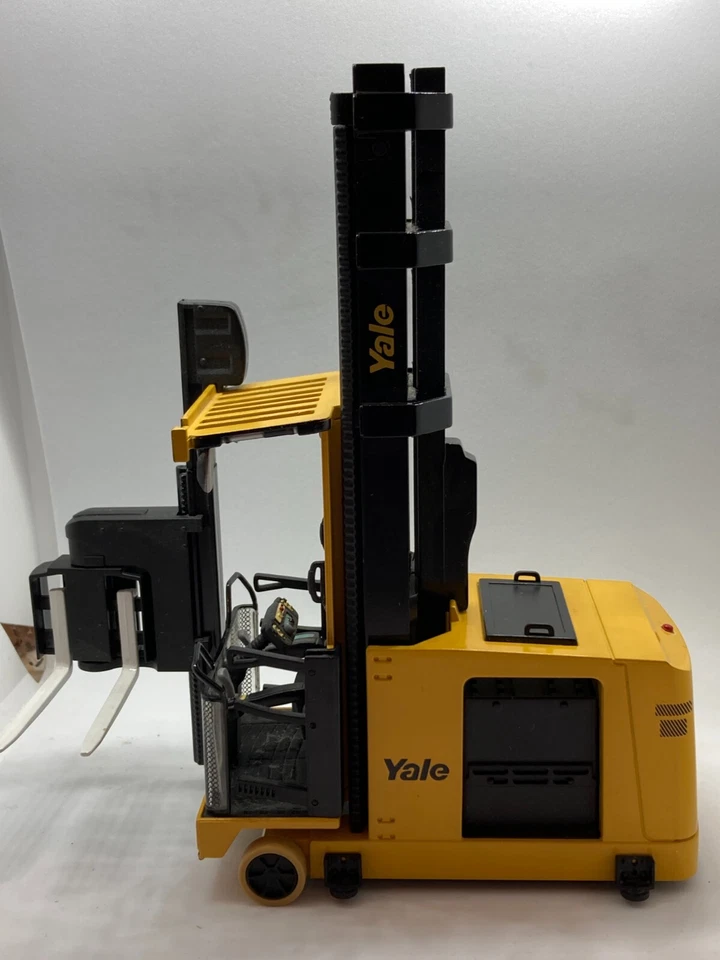 Carretilla elevadora YALE VNA Man up carretilla elevadora 1/25 en caja Foto 2 de 4