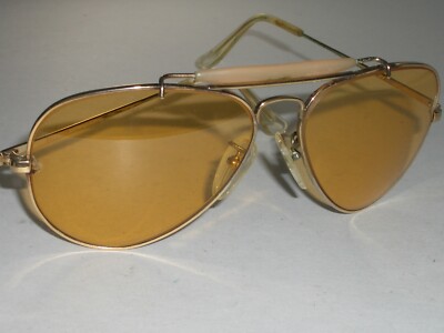 1970's 58[]14 VINTAGE B&L 140 RAY-BAN AMBERMATIC OUTDOORSMAN