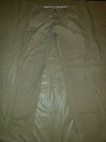 Old Navy Broken-In Khakis Straight Leg 