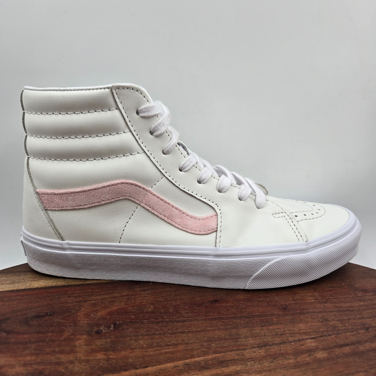Vans Sk8-Hi Shoes Women's 10 White Pink Leather Velvet High Top