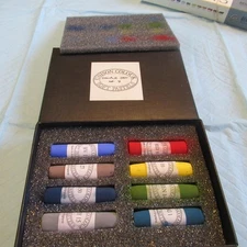 UNISON COLOUR SOFT PASTELS SAMPLE SET OF 8