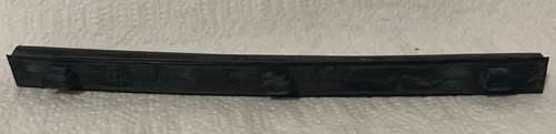 Genuine Volkswagen Passat 2006-2010 -- Front Seal -- #3C0-823-700 -- OEM - Picture 2 of 5