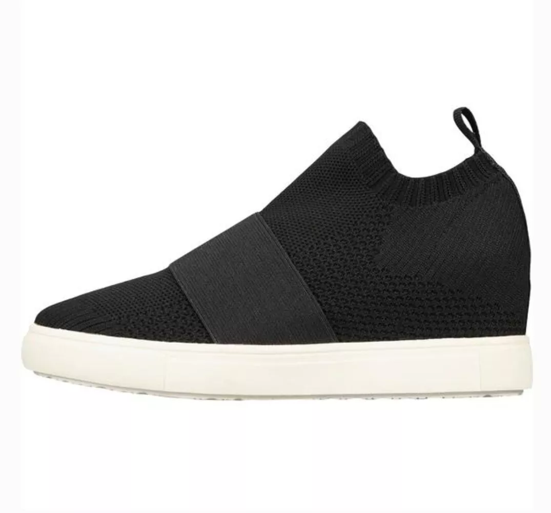 Material Girl Womens Quila Low Top Pull On Fashion Sneakers Black