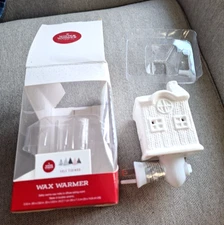 WINTER WONDER LANE COLLECTION ELECTRIC WAX WARMER, YULE TIDINGS, NEW WITH BOX