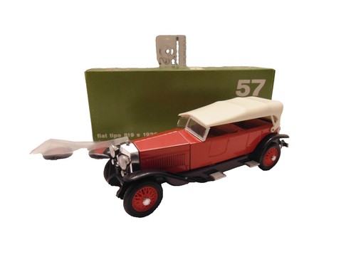 RIO OF ITALY 1941 LINCOLN CONTINENTAL CONVERTIBLE DIE CAST METAL