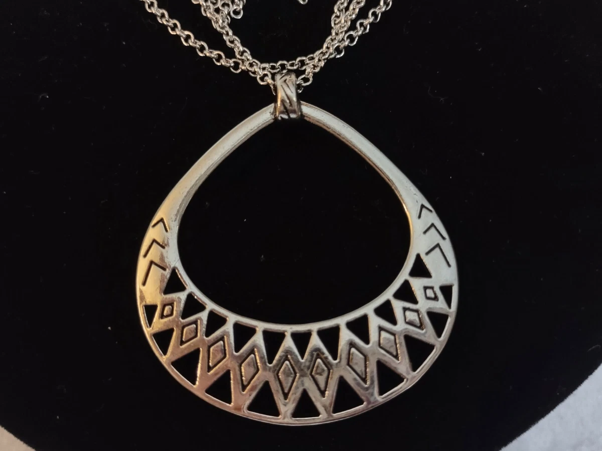 Paparazzi diamond best sale necklace
