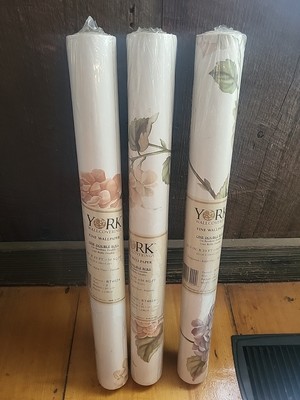 3 Double Rolls ST. JAMES York Fine  Wallpaper Prepasted Floral Green Leaves