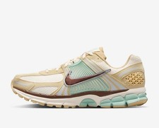 Nike Air Zoom Vomero 5 SE Team Gold Seafoam Reflective Shoes Size 8 IB2987-700