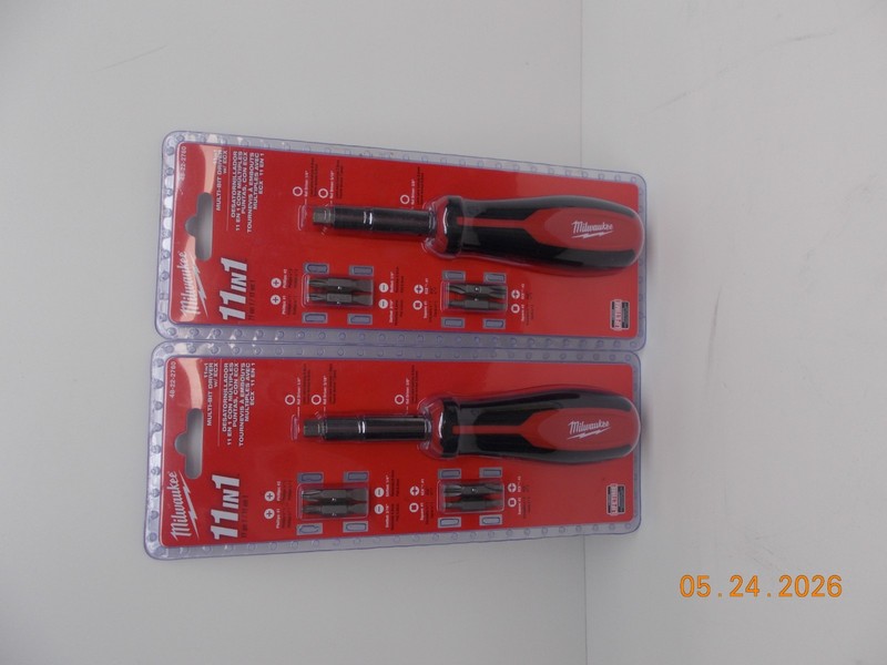 48-22-2760 Milwaukee 11-in-1 Screwdriver with 8 Bits and 3 Nut Drivers (2) NEW