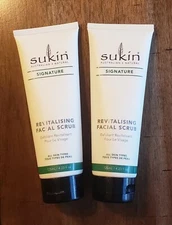 2 Sukin Signature Revitalising Facial Scrub (All Skin Types) 4.23oz Set