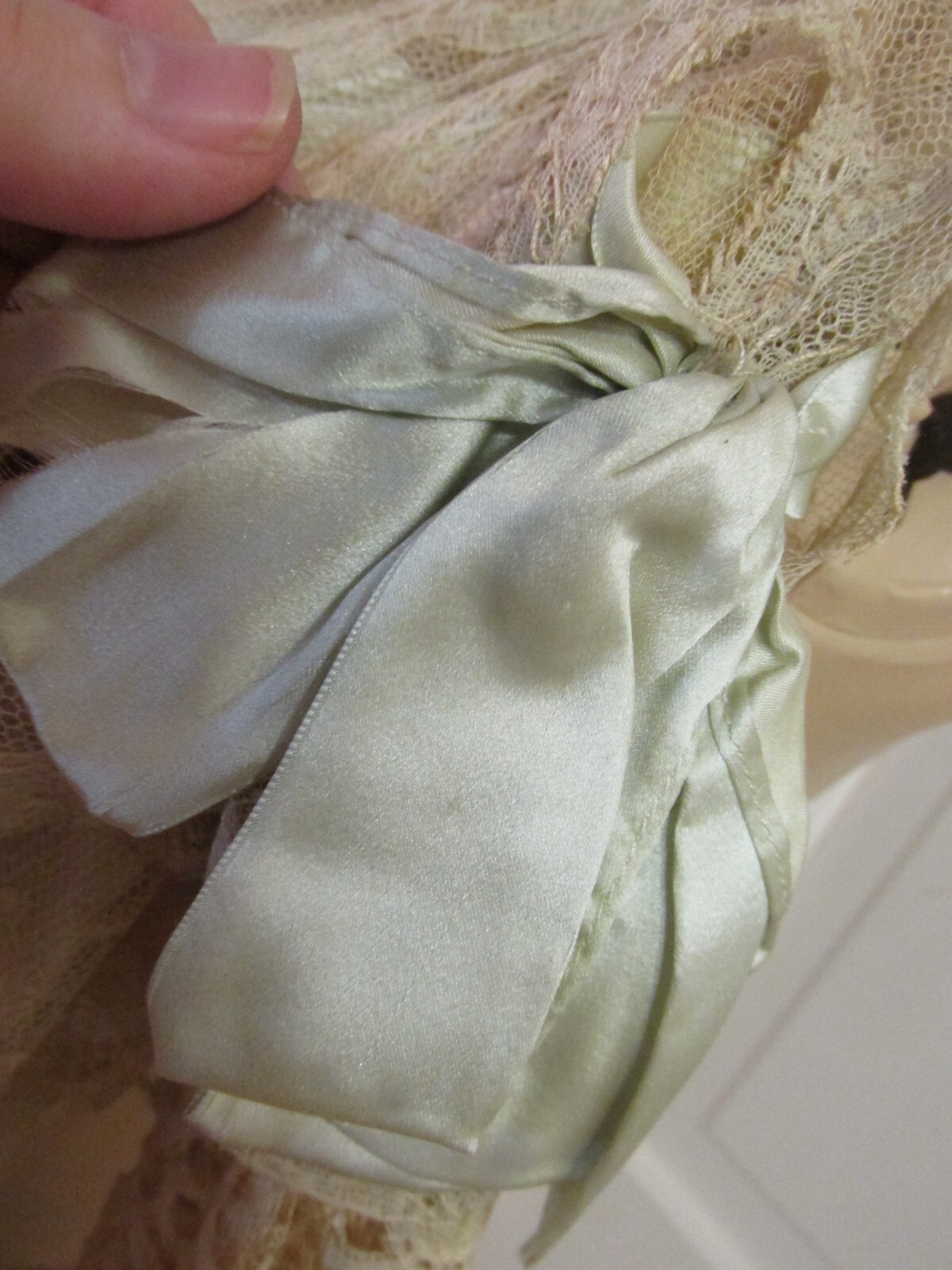 ANTIQUE VICTORIAN EDWARDIAN FRENCH SILK & LACE BODICE FESTOONED W