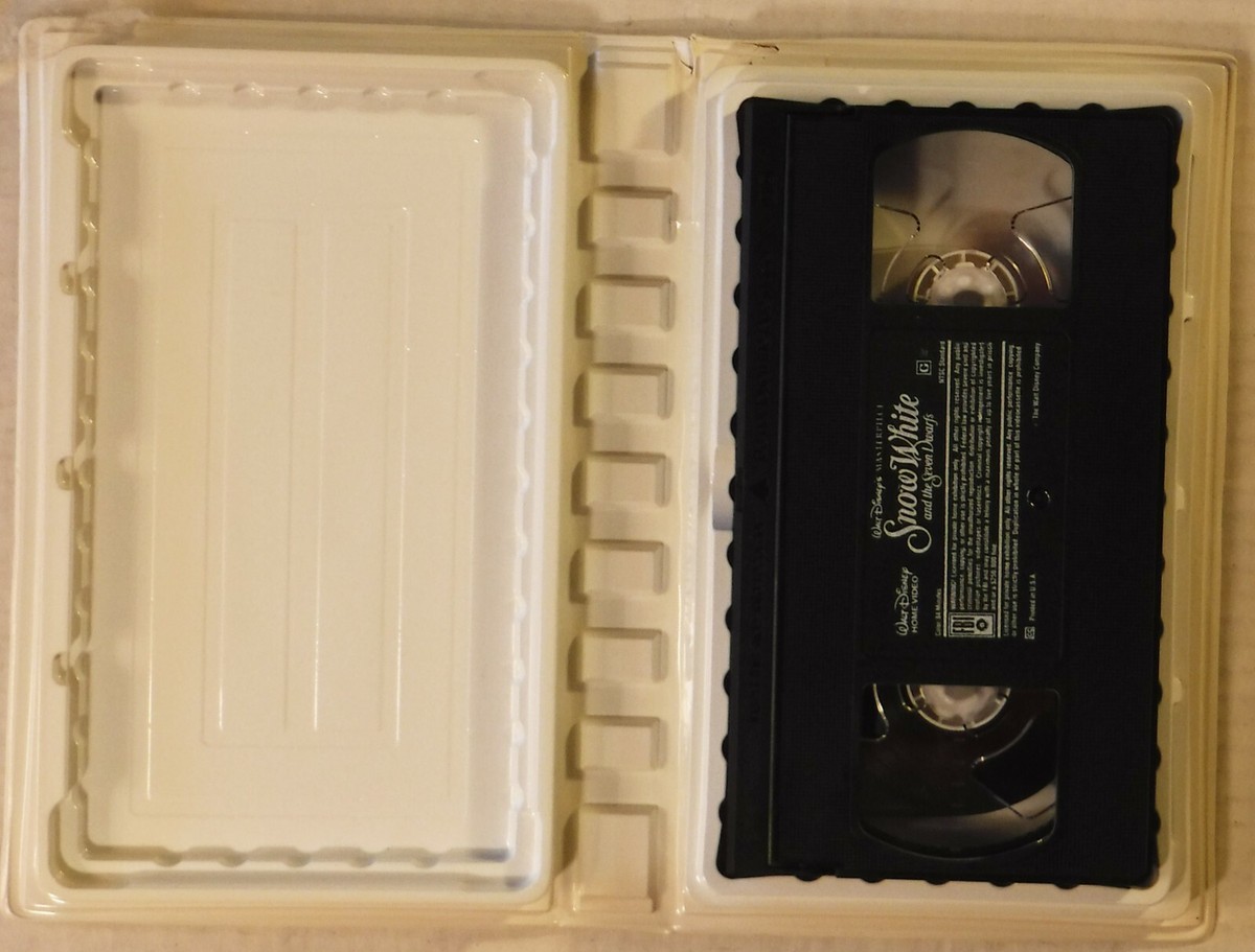 SNOW WHITE & THE 7 DWARFS – DISNEY MASTERPIECE VHS TAPE # 1524