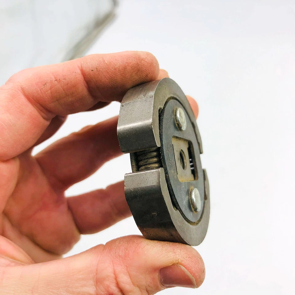 Embrague para motosierra Tanaka 2870170081 OEM usado reemplazado a 6685142 Foto 3 de 4