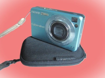 Haushalt Fotoapparat ''Sony'' DSC-W35 Cybershot Digitalkamera, 7,2 Megapixel