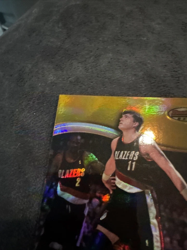 1998-99 Bowman's Best - Arvydas Sabonis #42 Refractor /400 - Image 4 of 4