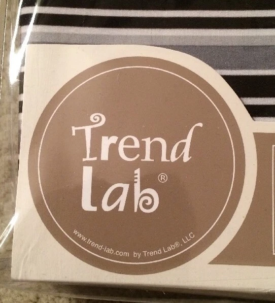 NIP Trend Lab Medallions Window Valance  Brand New In Package! - Image 2 of 4