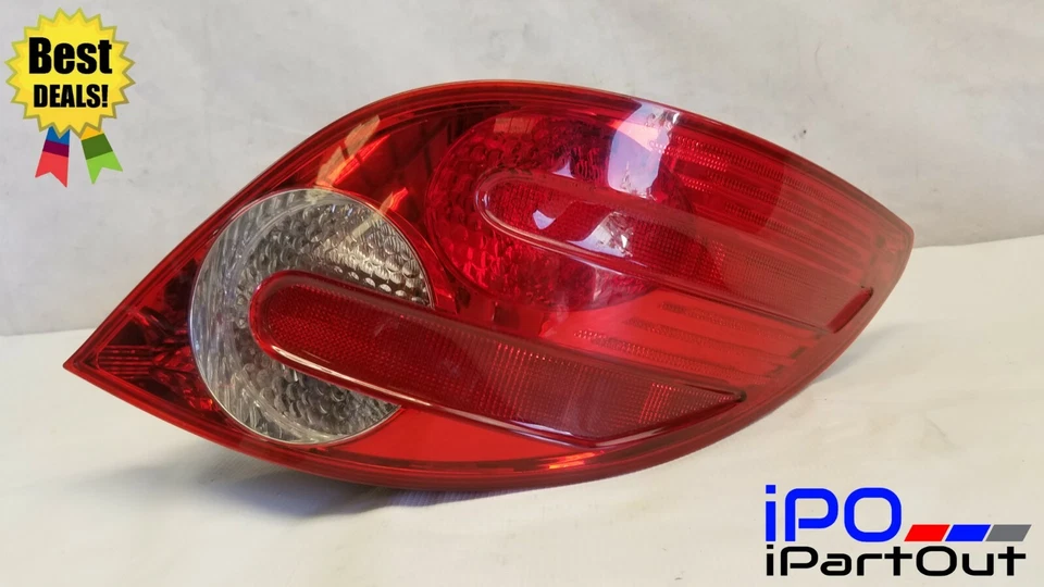 2006 2007 MERCEDES-BENZ R350 W251 REAR RIGHT HALOGEN TAIL LIGHT A2518201664 - Image 2 of 4
