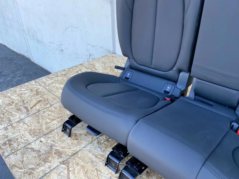 2016-2018 BMW X1 REAR SEAT SET FOLD DOWN COMPLETE BLACK OEM F48 - Image 4 of 4