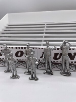 MACC723 - Greenhills Druckguss Metall stehende Zuschauer x 6 für Scalextric Carrer