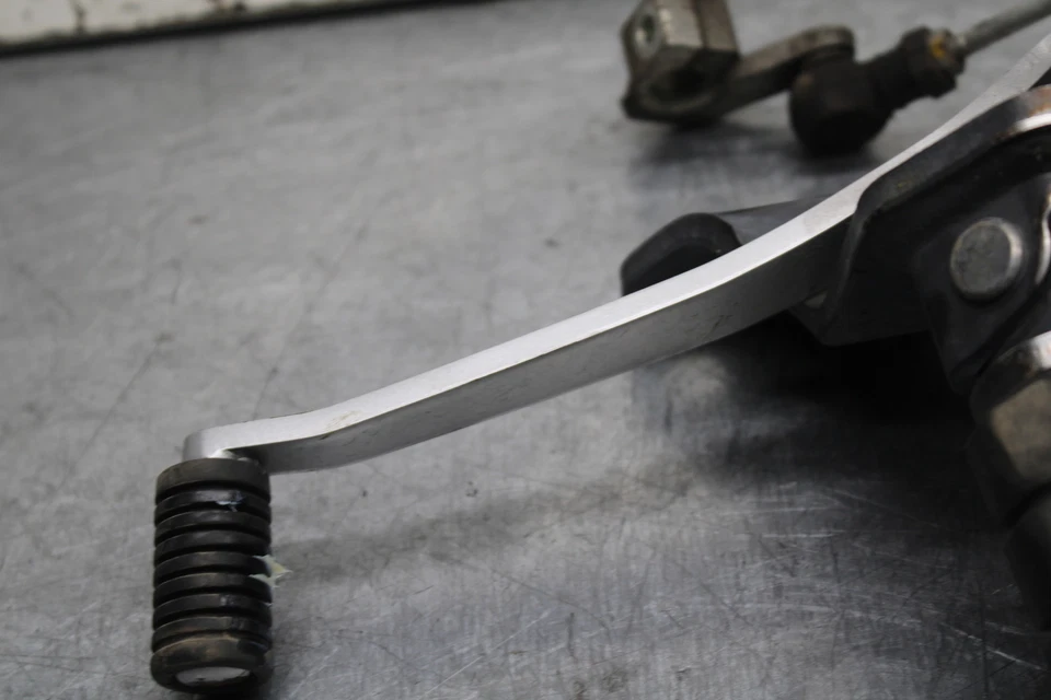 10-13 HONDA SHADOW RS 750 VT750RS LEFT FRONT FOOT PEG /W SHIFTER BB718 - Изображение 3 из 4