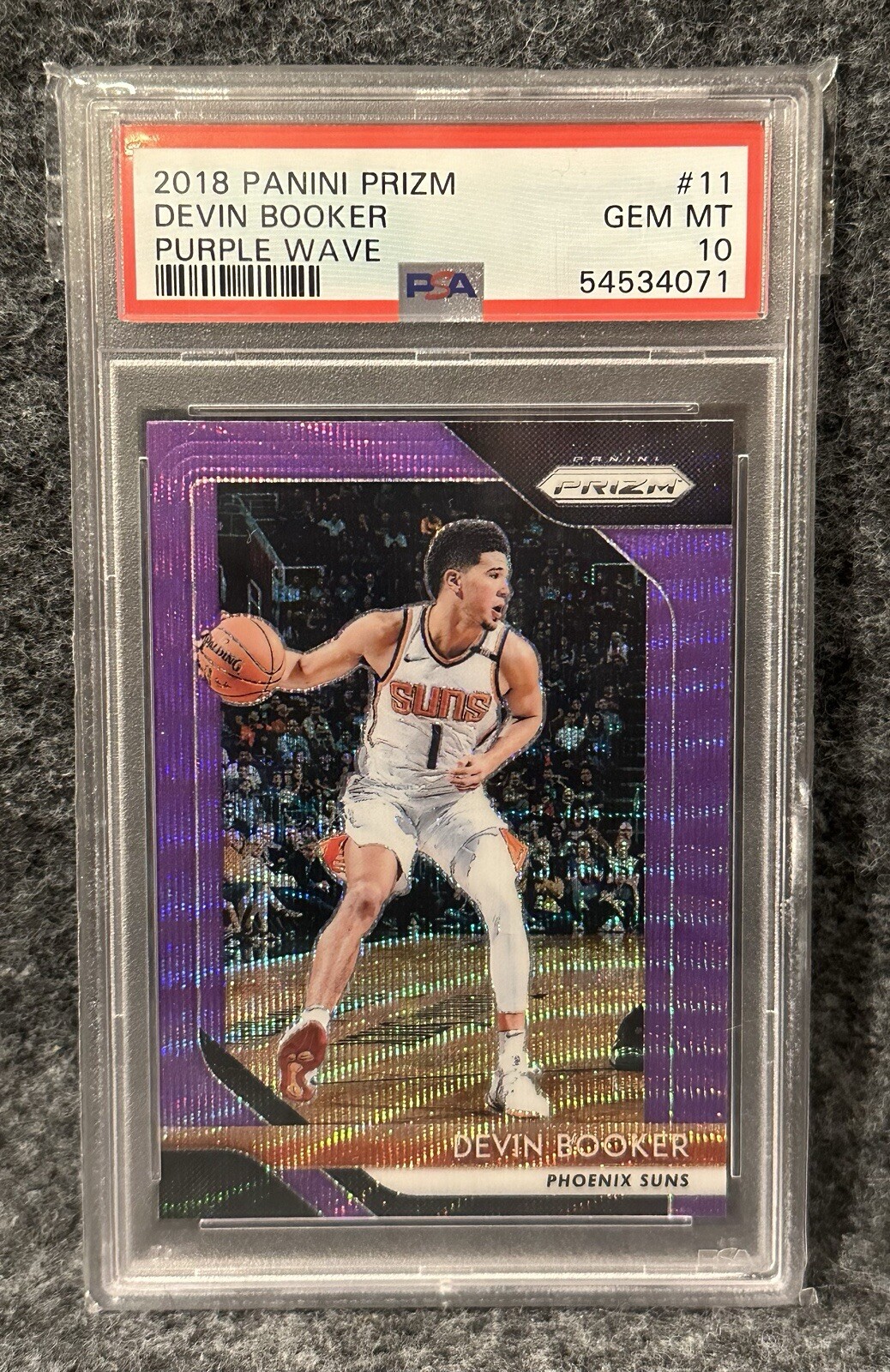 2018-19 Panini Prizm Purple Wave Prizm Devin Booker #11 Suns PSA 10