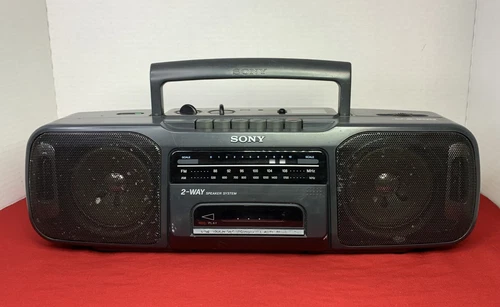 SONY CFS-200 Stereo AM/FM Radio Cassette-Corder Black