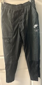 Nike Air Nylon Water Resistant Pants DD6452-010 Retail $110 Men's MED New