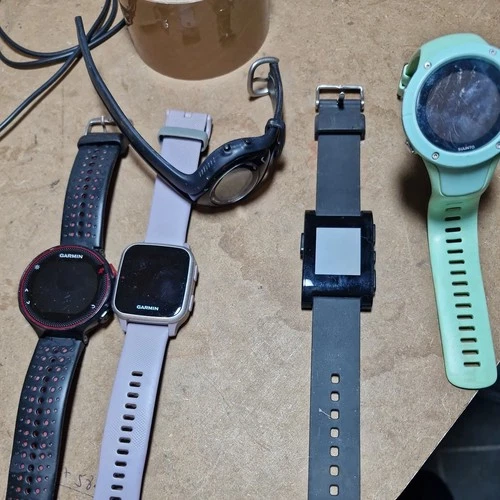 smart Watches jotlots : garmin, sunnto, pebble
