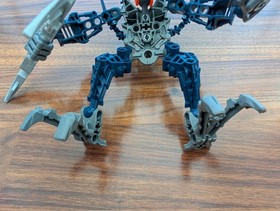 Lego Bionicle #7137 Piraka 100% Comp W/ Instructions & Golden Armor!!!