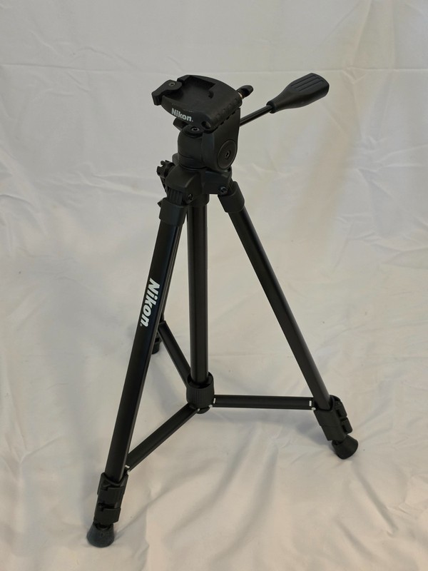 nikon camera tripod/stand